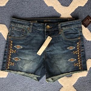 KUT gidget frey shorts size 8 NWT